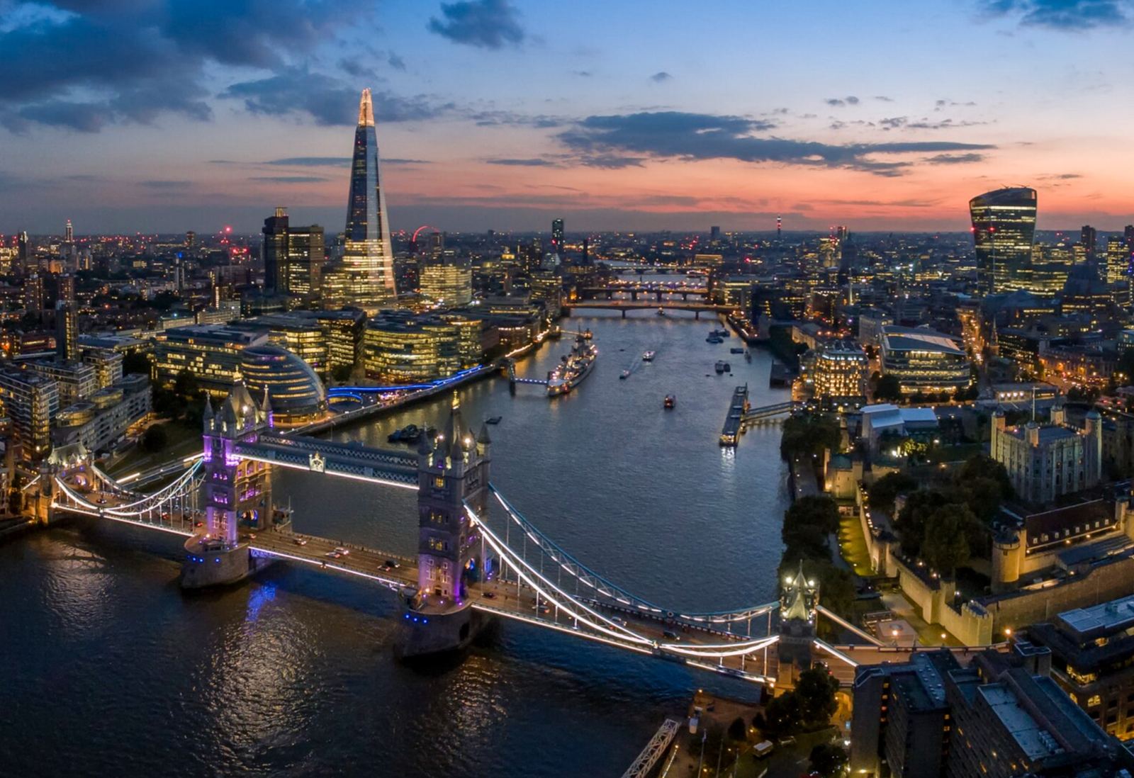 London skyline at dusk